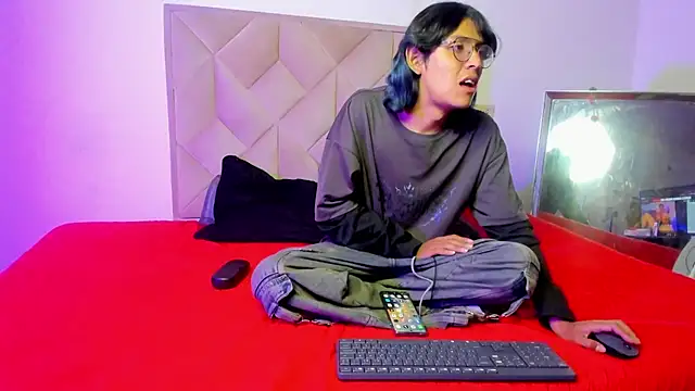 Noire boy online show from April 25, 2026, 2:03 am