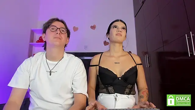 Snapshot of Mariana_and_Ronny chatting on July 8, 2026, 8:53 pm Mariana and Ronny online show from July 8, 2026, 8:53 pm