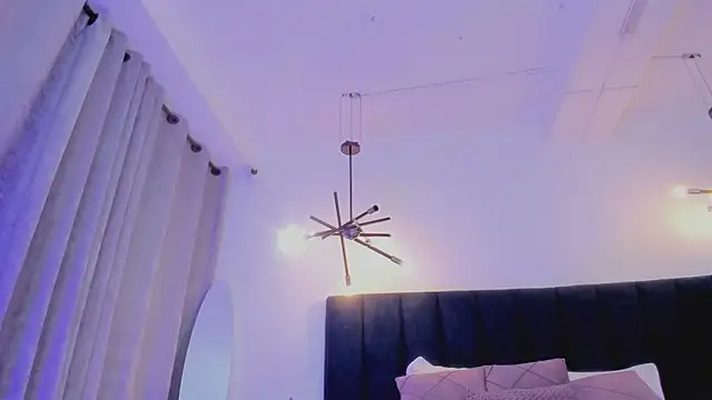 kirasweet7 online show from July 10, 2026, 3:17 am