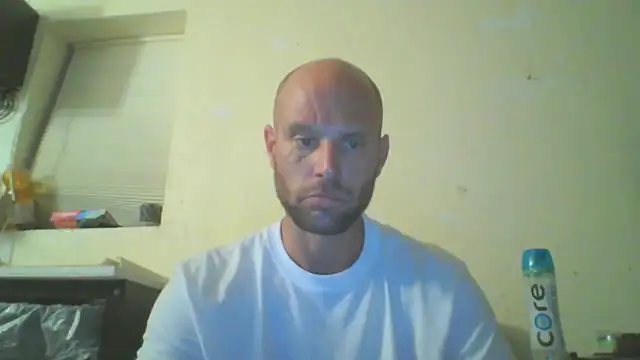 Snapshot of CaptCraker chatting on March 28, 2026, 9:54 am CaptCraker online show from March 28, 2026, 9:54 am