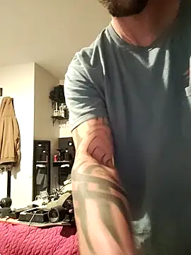 Snapshot of CaptCraker chatting on April 26, 2026, 10:23 am CaptCraker online show from April 26, 2026, 10:23 am