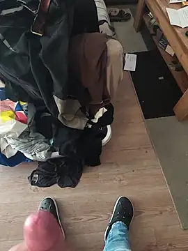 Snapshot of Bennygerner1991 chatting on March 18, 2026, 2:30 pm Bennygerner1991 online show from March 18, 2026, 2:30 pm