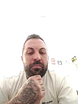 Snapshot of Bennygerner1991 chatting on April 12, 2026, 2:09 pm Bennygerner1991 online show from April 12, 2026, 2:09 pm