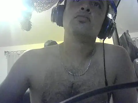 Snapshot of Relk130p chatting on May 30, 2026, 6:53 am Relk130p online show from May 30, 2026, 6:53 am