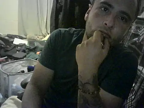 Snapshot of Relk130p chatting on May 7, 2026, 9:45 am Relk130p online show from May 7, 2026, 9:45 am