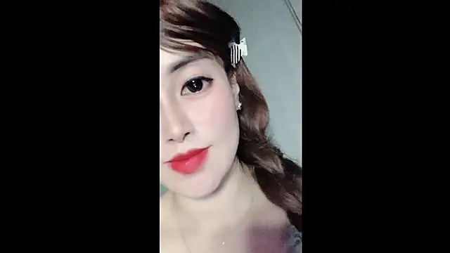 Snapshot of Mi-Cherry chatting on March 21, 2026, 5:19 am Mi-Cherry online show from March 21, 2026, 5:19 am