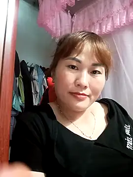 Snapshot of Lucxy-ki6 chatting on May 24, 2026, 7:41 am Lucxy-ki6 online show from May 24, 2026, 7:41 am