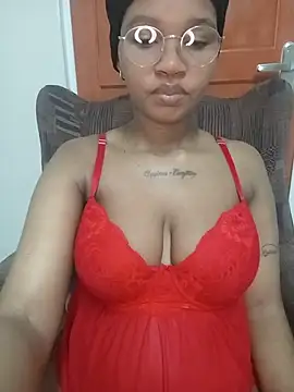 Snapshot of Hotsexyberry222 chatting on August 2, 2026, 8:17 pm Hotsexyberry222 online show from August 2, 2026, 8:17 pm