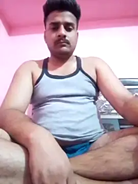 Snapshot of Decentlover67 chatting on May 15, 2026, 3:54 pm Decentlover67 online show from May 15, 2026, 3:54 pm