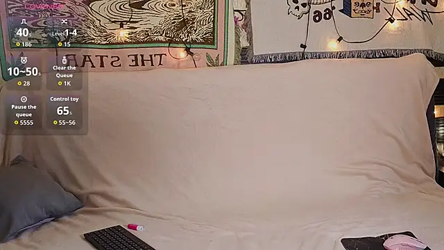 Snapshot of Sparky_fox chatting on May 21, 2026, 12:08 am Sparky fox online show from May 21, 2026, 12:08 am