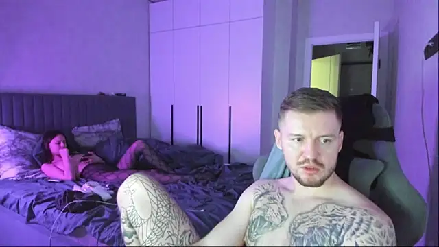 pinkbodnar online show from March 18, 2026, 9:26 pm