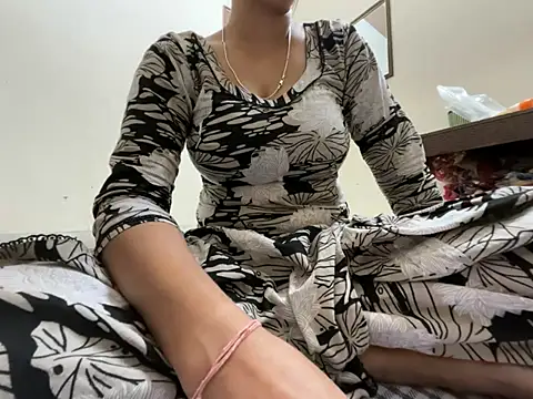 Noor Sexy02 online show from July 18, 2026, 12:03 pm