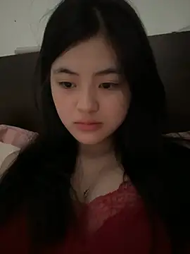 Snapshot of Sweet20-20 chatting on June 6, 2026, 2:28 am Sweet20-20 online show from June 6, 2026, 2:28 am