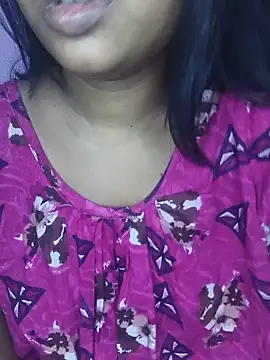 Snapshot of Blossom_lily chatting on June 23, 2026, 1:09 pm Blossom lily online show from June 23, 2026, 1:09 pm