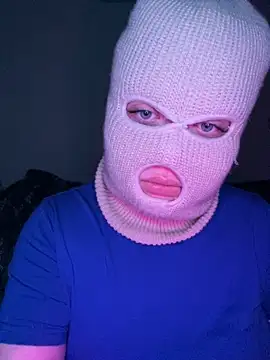 Snapshot of LisaFix chatting on March 18, 2026, 7:04 pm LisaFix online show from March 18, 2026, 7:04 pm