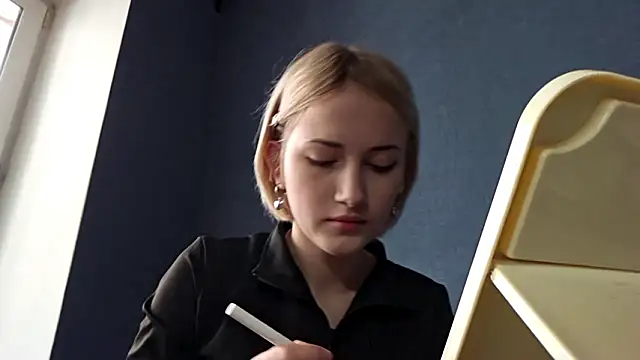 Snapshot of SofiaCashe chatting on March 15, 2026, 7:26 am SofiaCashe online show from March 15, 2026, 7:26 am