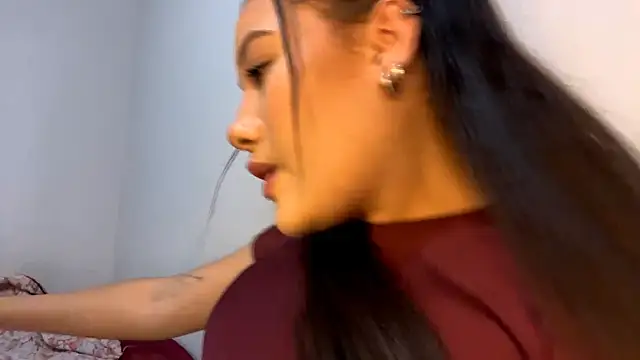 KristelMarietta online show from March 19, 2026, 11:27 pm