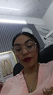 daniela-sexy online show from June 18, 2026, 5:18 pm