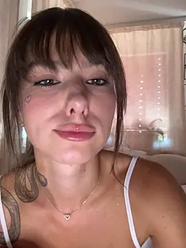 Snapshot of xsugarbabe chatting on July 28, 2026, 3:21 pm xsugarbabe online show from July 28, 2026, 3:21 pm