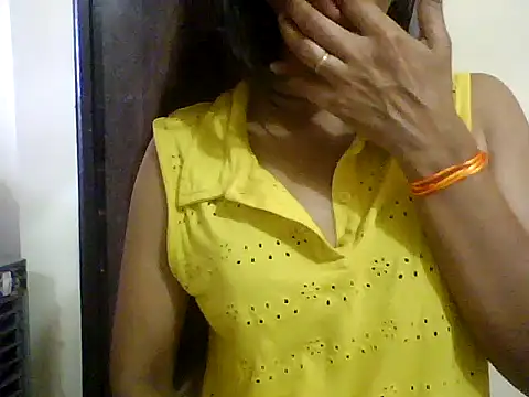 Snapshot of Sonam1186 chatting on June 2, 2026, 3:06 am Sonam1186 online show from June 2, 2026, 3:06 am