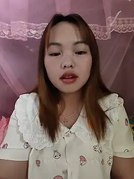 Snapshot of Mina_xYx chatting on June 16, 2026, 3:50 am Mina xYx online show from June 16, 2026, 3:50 am