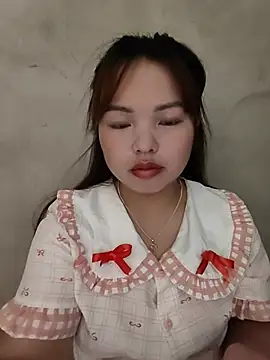 Snapshot of Mina_xYx chatting on July 7, 2026, 3:09 am Mina xYx online show from July 7, 2026, 3:09 am