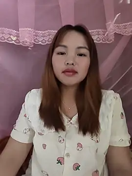 Snapshot of Mina_xYx chatting on June 12, 2026, 4:54 am Mina xYx online show from June 12, 2026, 4:54 am