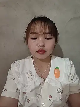 Snapshot of Mina_xYx chatting on June 25, 2026, 10:20 am Mina xYx online show from June 25, 2026, 10:20 am