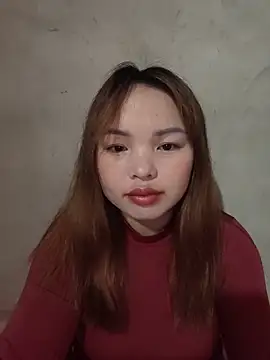 Snapshot of Mina_xYx chatting on June 30, 2026, 2:44 am Mina xYx online show from June 30, 2026, 2:44 am