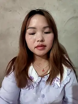Snapshot of Mina_xYx chatting on June 27, 2026, 4:18 am Mina xYx online show from June 27, 2026, 4:18 am