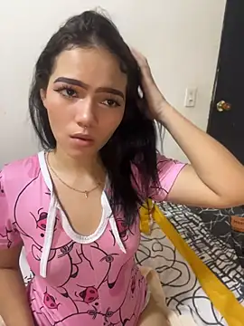 lina seduce online show from July 22, 2026, 1:40 am