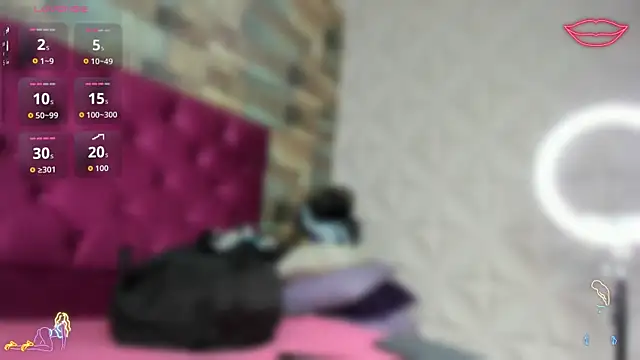 Snapshot of LITTLE-NESSA chatting on June 9, 2026, 1:01 pm LITTLE-NESSA online show from June 9, 2026, 1:01 pm