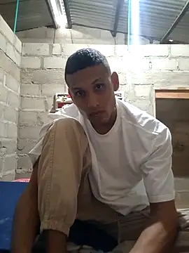 Snapshot of Flaco28king chatting on April 23, 2026, 5:25 pm Flaco28king online show from April 23, 2026, 5:25 pm