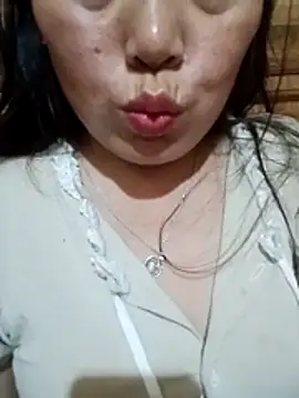 Snapshot of Abi-ni chatting on July 26, 2026, 7:43 pm Abi-ni online show from July 26, 2026, 7:43 pm