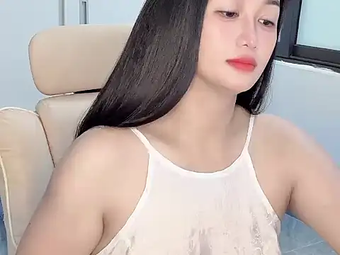 Snapshot of AmyLinee_1 chatting on June 28, 2026, 7:25 am AmyLinee 1 online show from June 28, 2026, 7:25 am