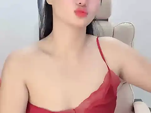 Snapshot of AmyLinee_1 chatting on June 7, 2026, 5:40 pm AmyLinee 1 online show from June 7, 2026, 5:40 pm