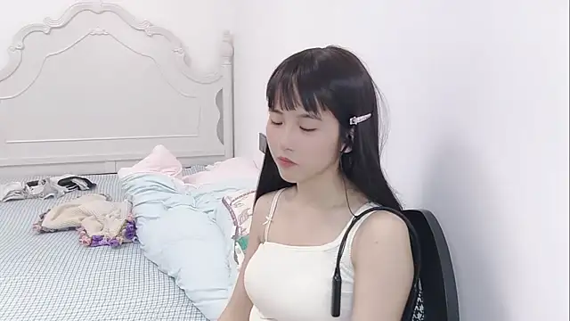 Snapshot of MIAOMIAO-666 chatting on April 19, 2026, 11:44 am MIAOMIAO-666 online show from April 19, 2026, 11:44 am