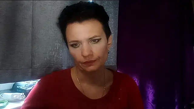 Snapshot of HotMamaQueen234 chatting on July 29, 2026, 11:31 am HotMamaQueen234 online show from July 29, 2026, 11:31 am