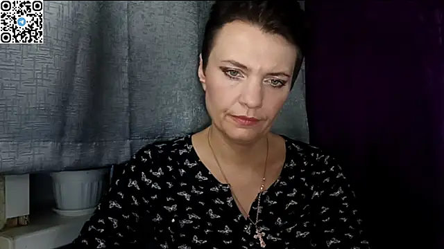 HotMamaQueen234 online show from May 14, 2026, 9:23 pm