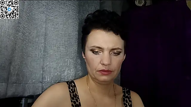 HotMamaQueen234 online show from May 7, 2026, 7:50 pm