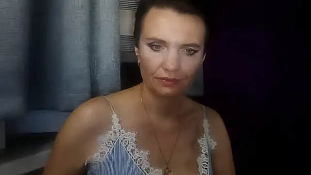 Snapshot of HotMamaQueen234 chatting on August 5, 2026, 10:59 pm HotMamaQueen234 online show from August 5, 2026, 10:59 pm