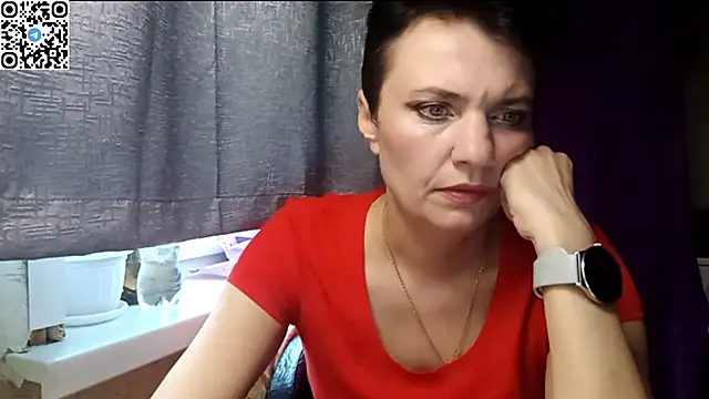 HotMamaQueen234 online show from May 15, 2026, 2:48 pm
