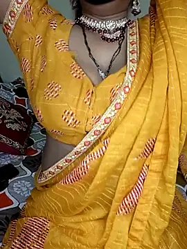 Snapshot of Miss_roohi chatting on May 14, 2026, 5:59 am Miss roohi online show from May 14, 2026, 5:59 am
