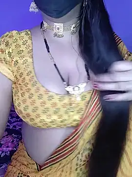 Snapshot of Miss_roohi chatting on June 23, 2026, 6:11 am Miss roohi online show from June 23, 2026, 6:11 am