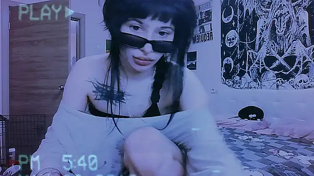 Snapshot of AllisonDeetz chatting on August 3, 2026, 6:47 pm AllisonDeetz online show from August 3, 2026, 6:47 pm