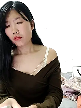 huangjialipao001 online show from March 28, 2026, 2:07 pm