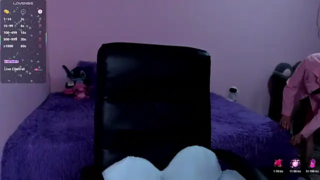 laurita Olssen27 online show from April 20, 2026, 2:07 pm