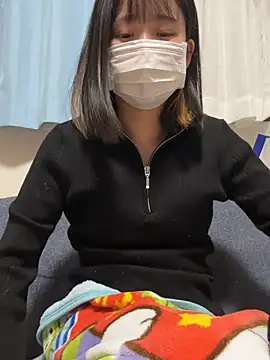 Snapshot of Mika-chan chatting on April 8, 2026, 2:18 pm Mika-chan online show from April 8, 2026, 2:18 pm