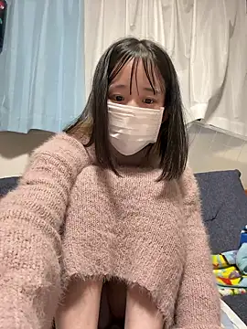 Snapshot of Mika-chan chatting on April 7, 2026, 2:08 pm Mika-chan online show from April 7, 2026, 2:08 pm