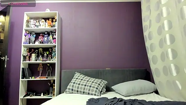 Snapshot of sweet_peach___ chatting on April 25, 2026, 8:17 pm sweet peach online show from April 25, 2026, 8:17 pm